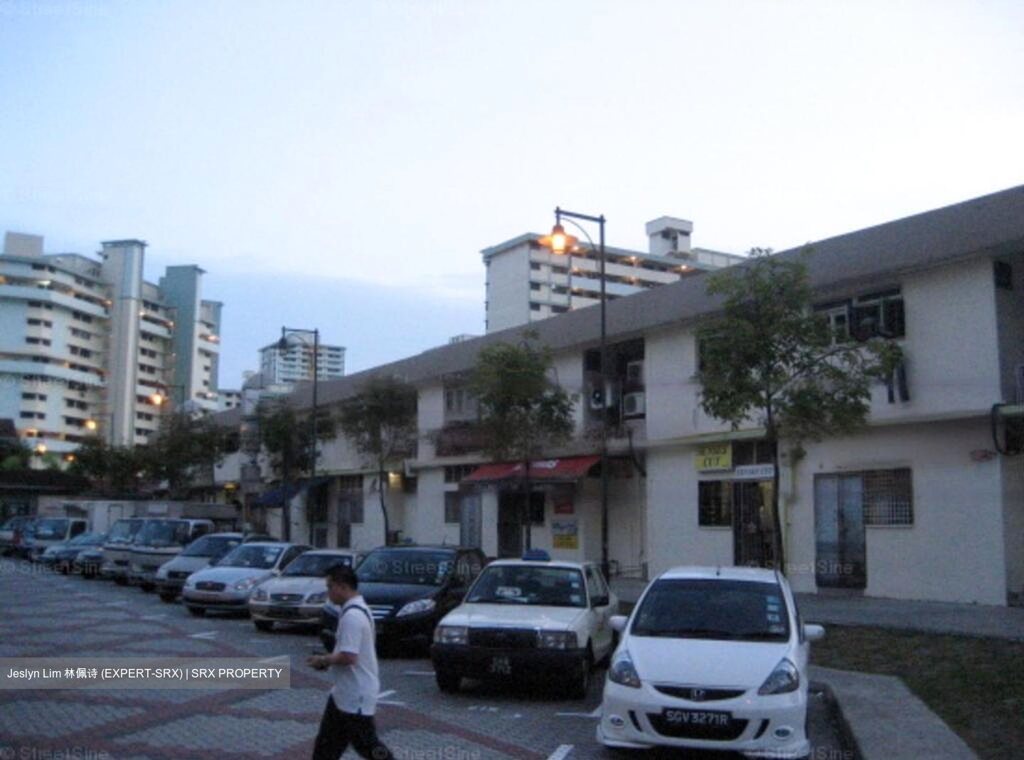 New Upper Changi Road (D16), Retail #455151921